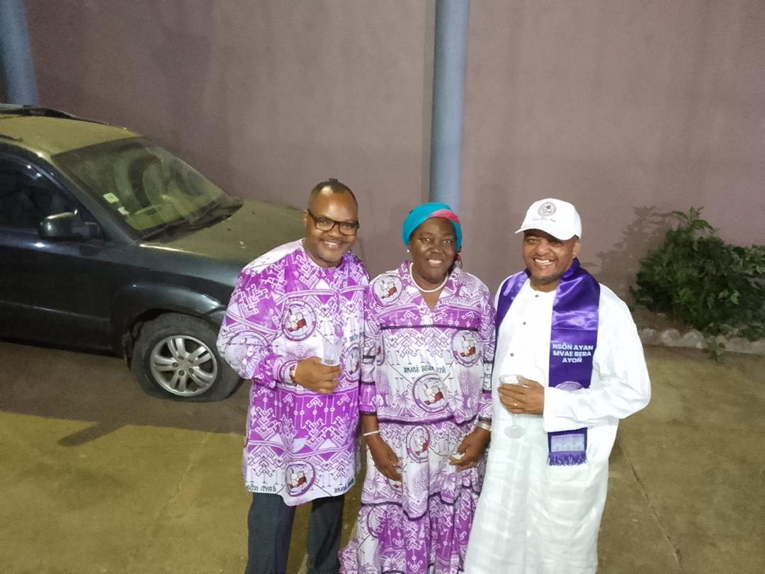 Yves Florent NTYAM NKOTO ,Steves Jr OYONO ELEMVA et la 2ème Adj au Maire de Ma'an Elisabeth MEBA ELEMVA